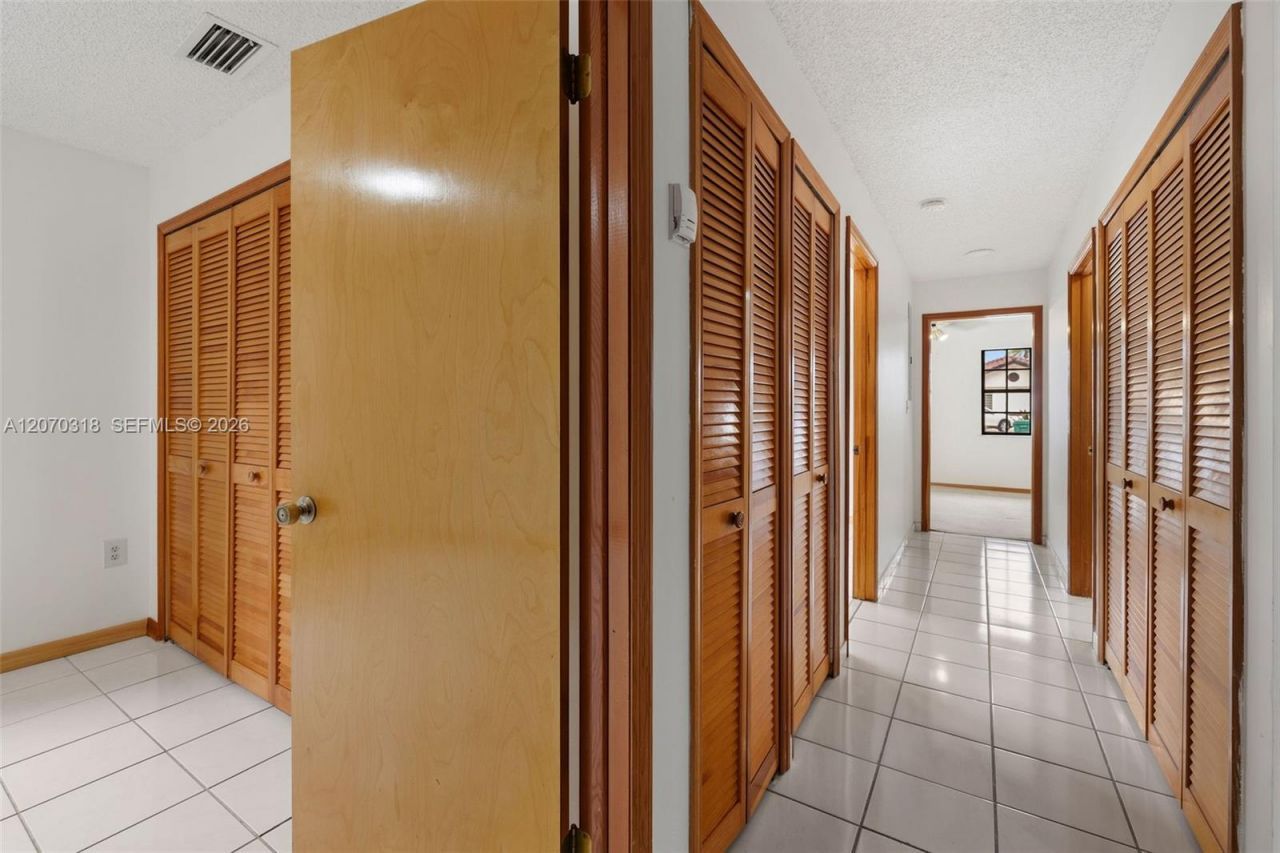 13280 SW 40th Ter, Miami, FL 33175 Photo
