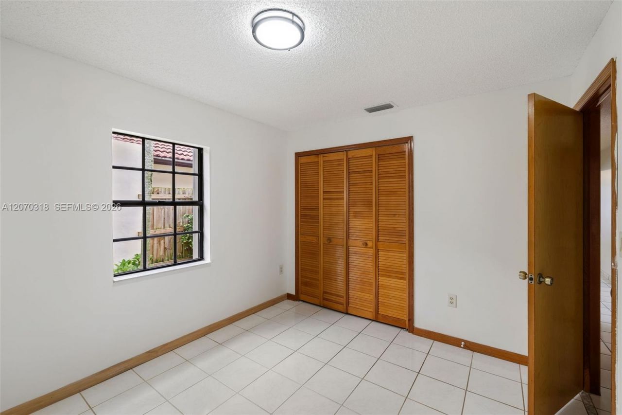 13280 SW 40th Ter, Miami, FL 33175 Photo