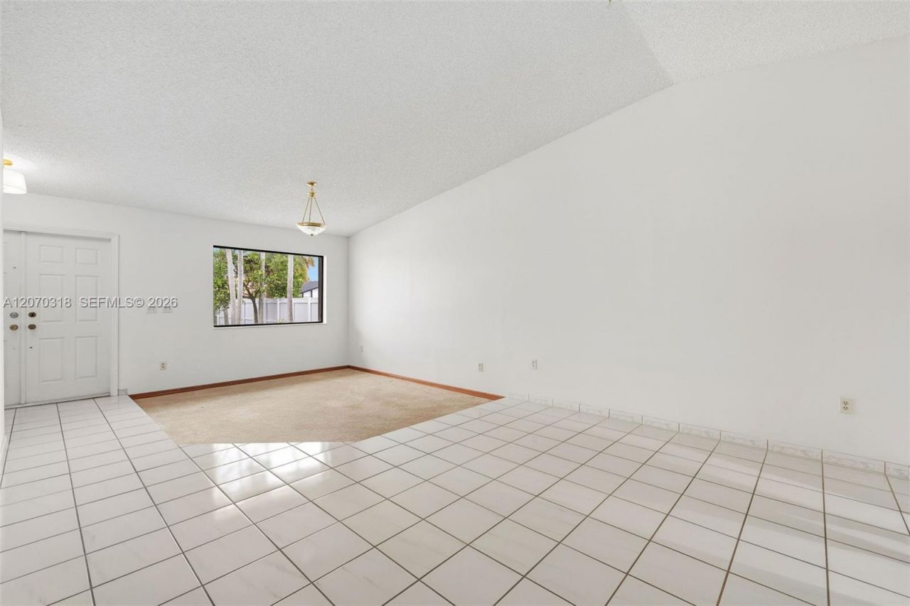 13280 SW 40th Ter, Miami, FL 33175 Photo