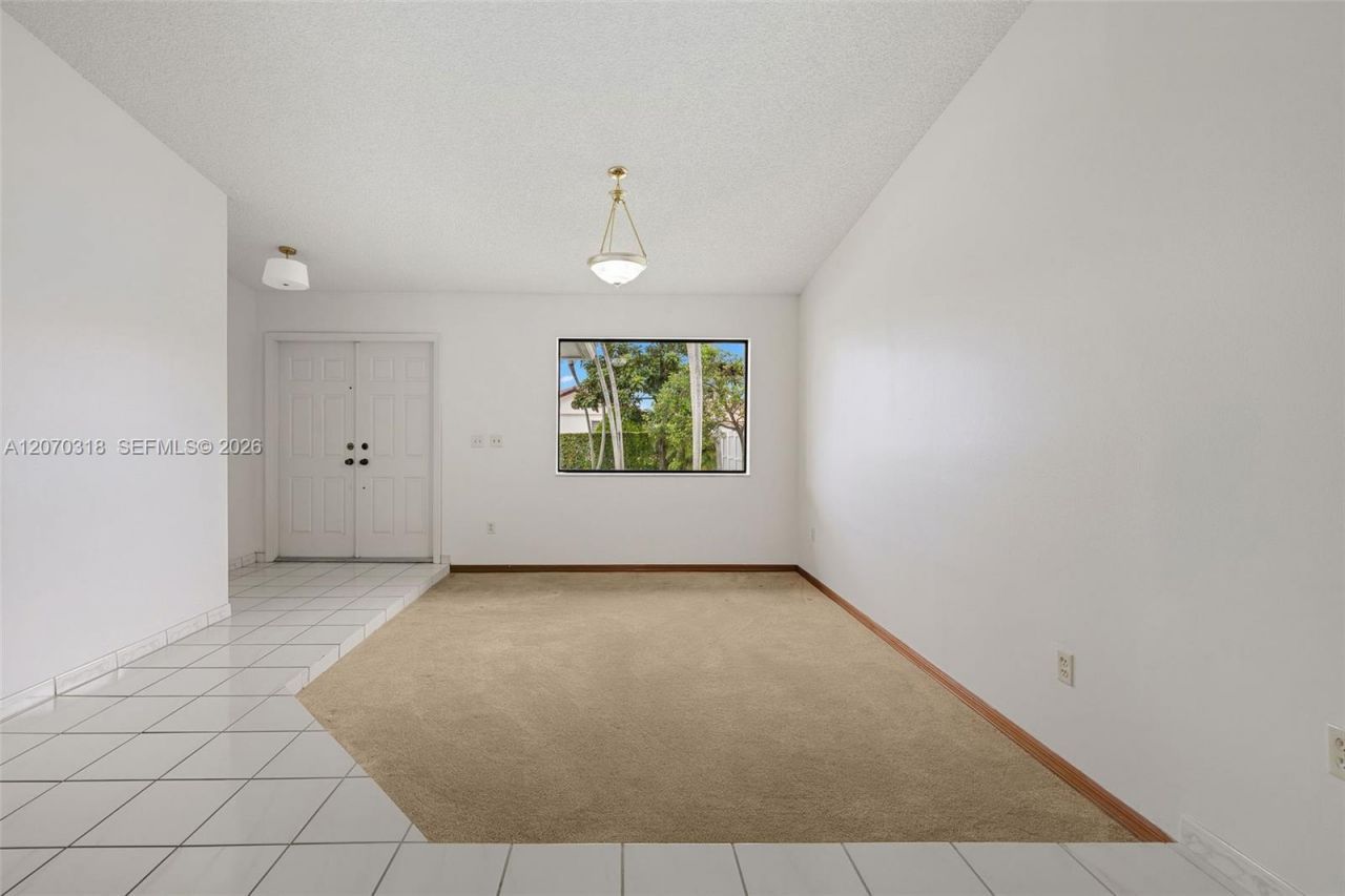 13280 SW 40th Ter, Miami, FL 33175 Photo