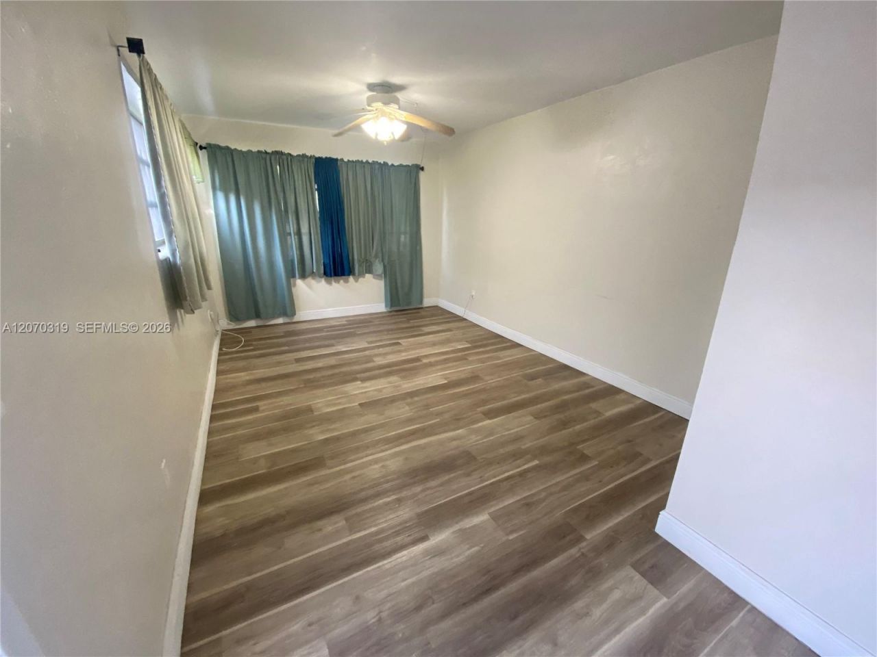 350 SW 34th Ave , Unit -, Miami, FL 33135 Photo