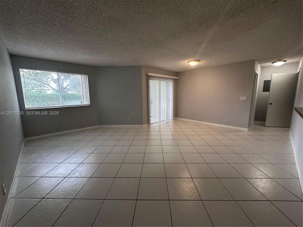 9755 Westview Dr , Unit 1215, Coral Springs, FL 33076