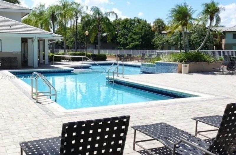 9755 Westview Dr , Unit 1215, Coral Springs, FL 33076 Photo