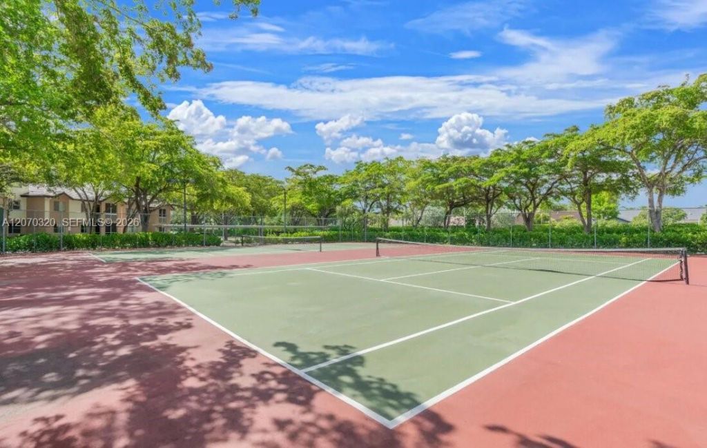 9755 Westview Dr , Unit 1215, Coral Springs, FL 33076 Photo