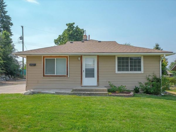 5927 N Cochran St, Spokane, WA 99205