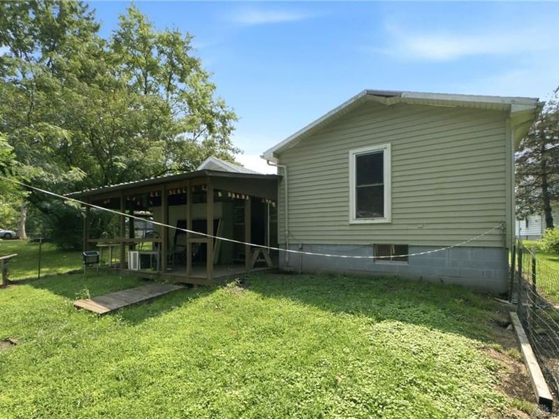 1914 Winona Drive, Middletown, OH 45042 Photo 7