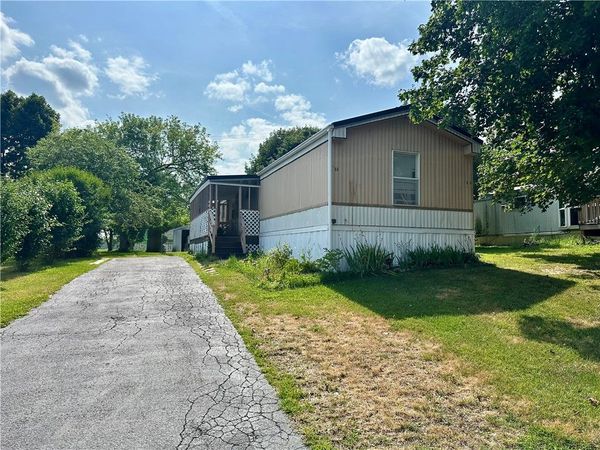 108 Vienna , Newark, NY 14513