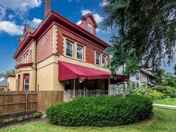 720 Columbus Parkway , Buffalo, NY 14213