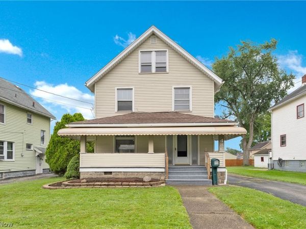 486 7th Street , Struthers, OH 44471