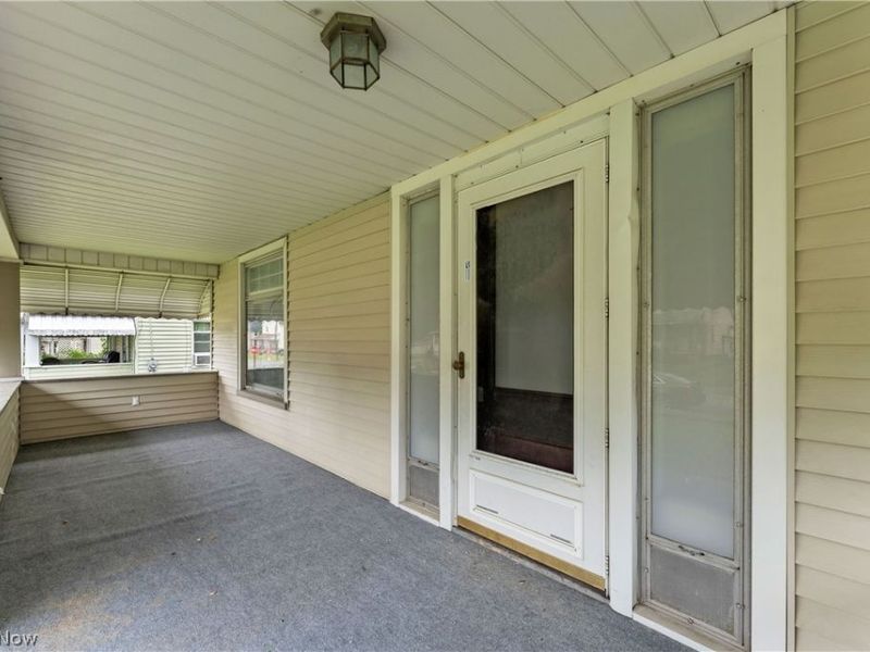 486 7th Street, Struthers, OH 44471 Photo 2