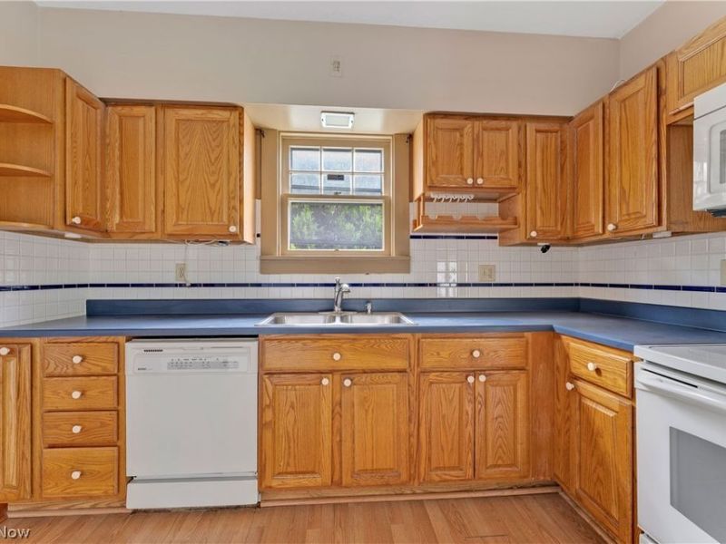486 7th Street, Struthers, OH 44471 Photo 8