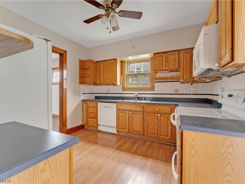 486 7th Street, Struthers, OH 44471 Photo 9