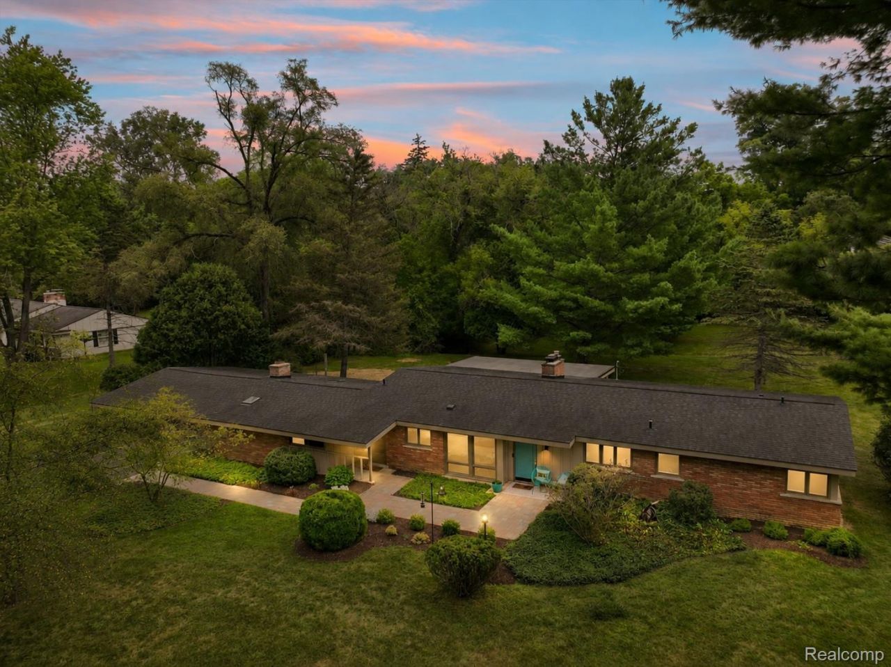 32750 Romsey Road, Franklin Village, Mi 48025 Main Photo