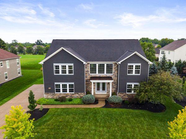 2424 Mccumber Lane, Lewis Center, OH 43035