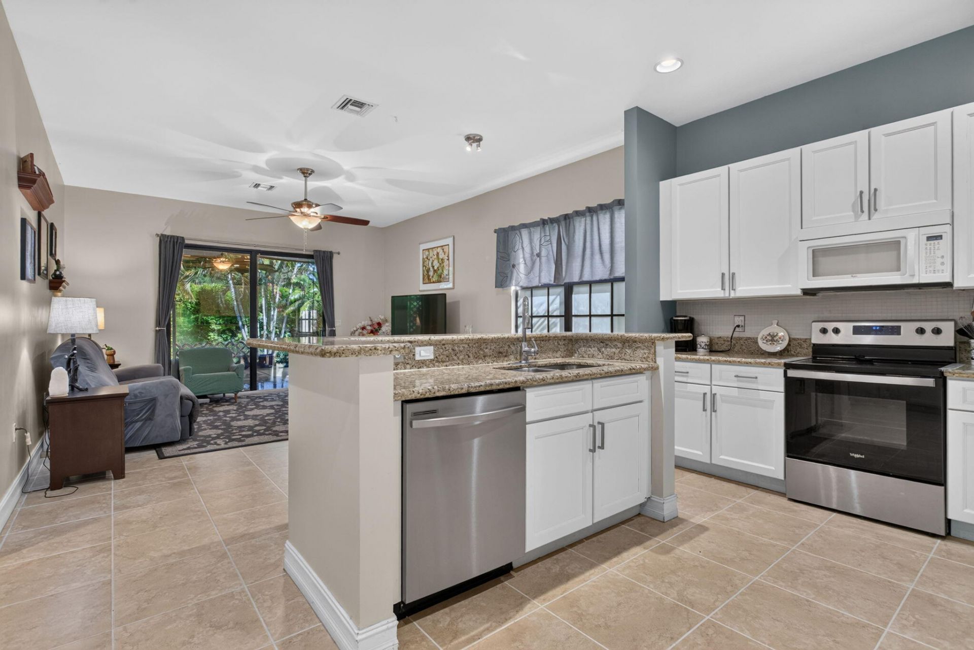 7443 NW 113th Avenue, Parkland, FL 33076 Photo