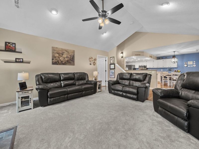 3142 Pine Manor Boulevard, Grove City, OH 43123 Photo 19