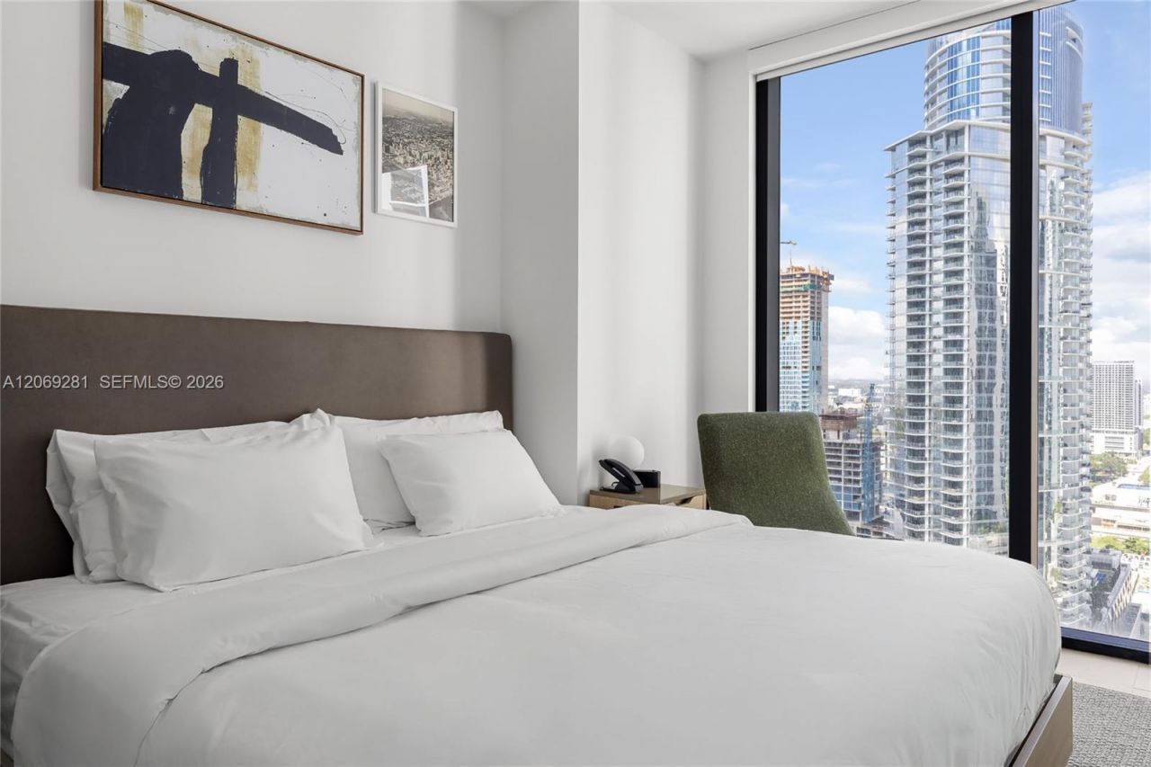 159 NE 6th St , Unit 3013, Miami, FL 33132 Photo