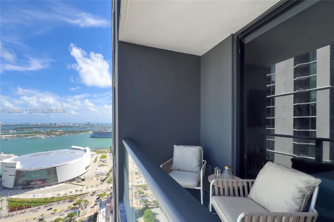 159 NE 6th St , Unit 3013, Miami, FL 33132 Photo