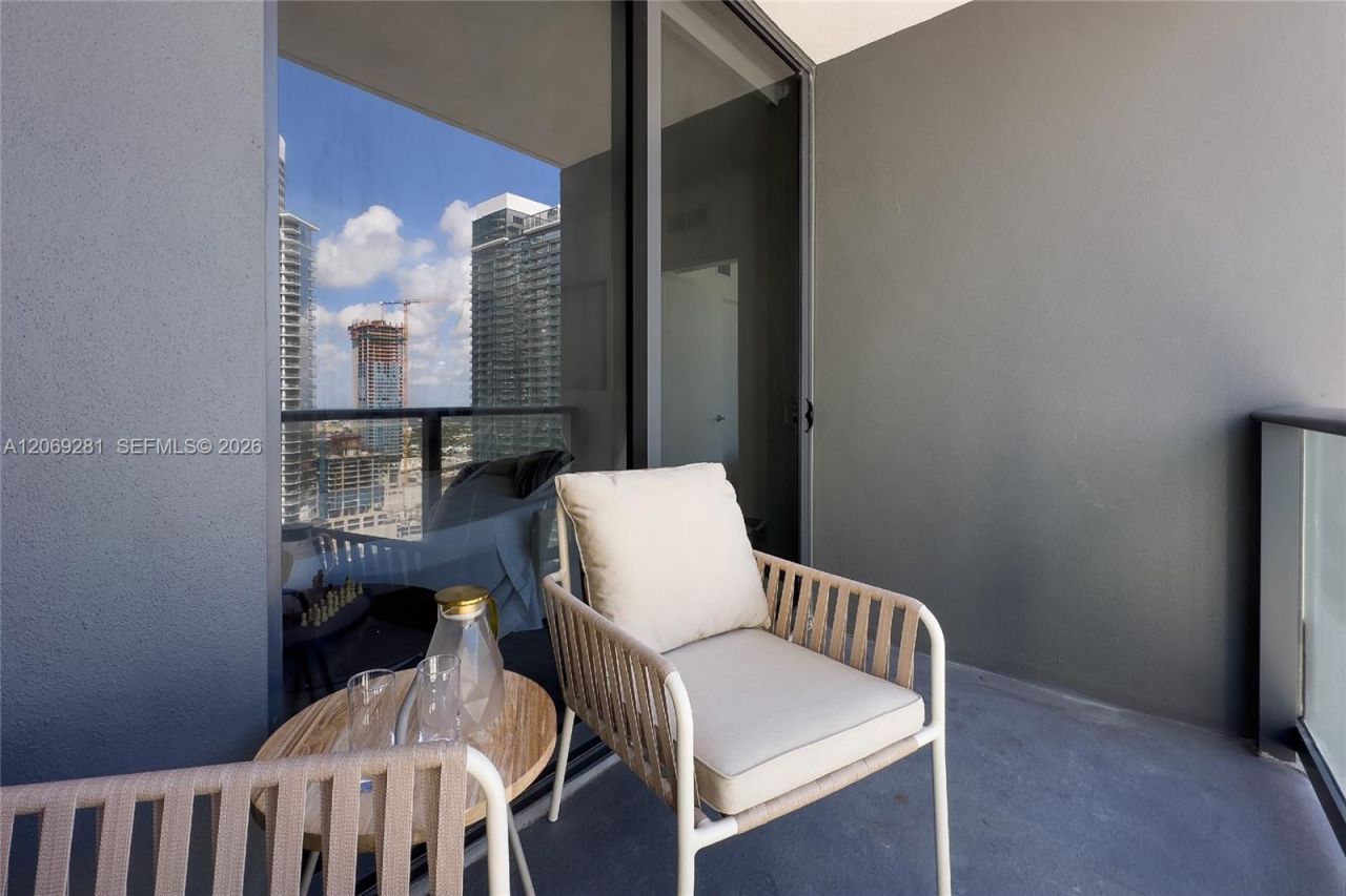 159 NE 6th St , Unit 3013, Miami, FL 33132 Photo