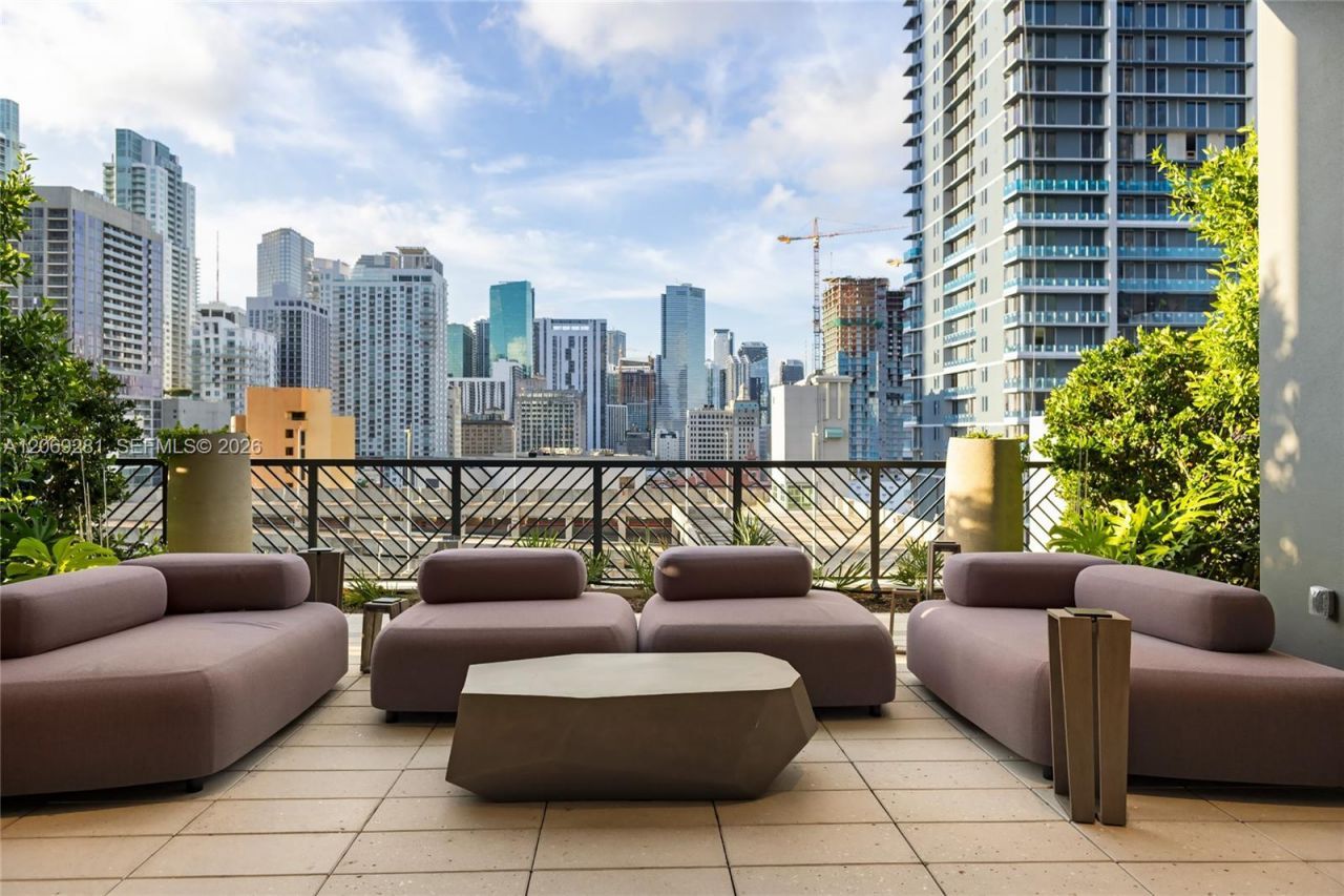 159 NE 6th St , Unit 3013, Miami, FL 33132 Photo