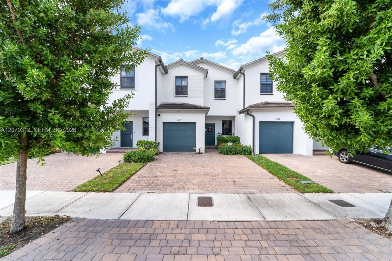 13154 SW 233rd St , Homestead, FL 33170 Photo
