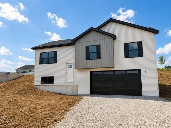 110 Ventnor Avenue , Union, MO 63084