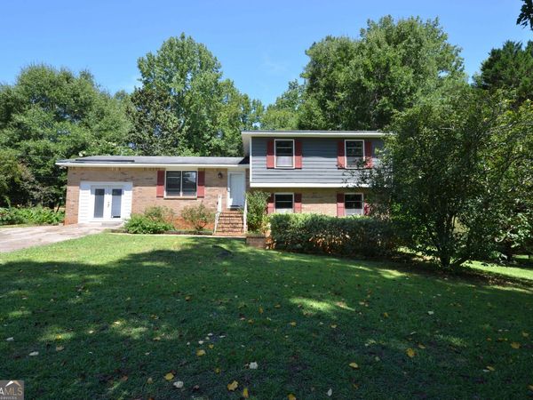 202 Sivell Rd, Lagrange, GA 30241