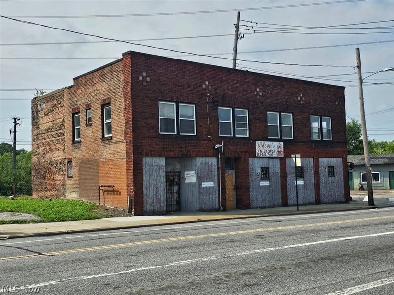 9100 Miles Avenue, Cleveland, OH 44105 Photo 2