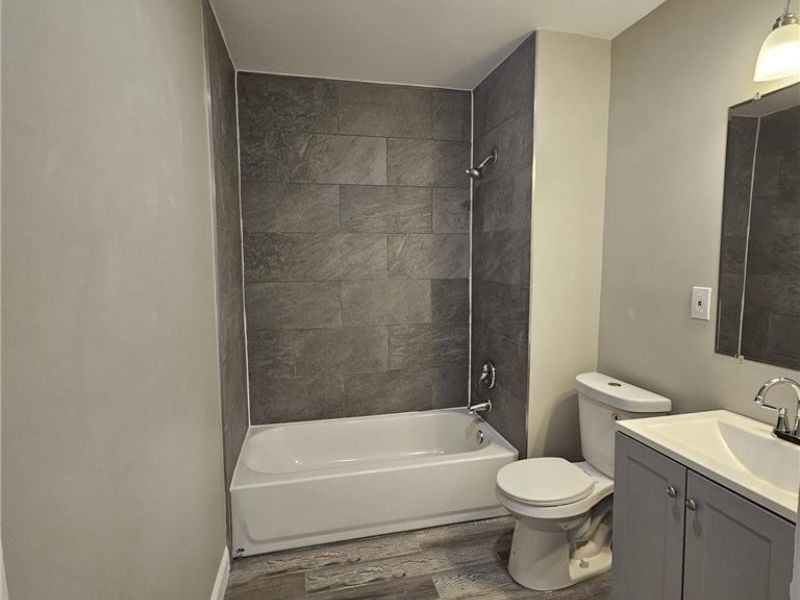 9100 Miles Avenue, Cleveland, OH 44105 Photo 25