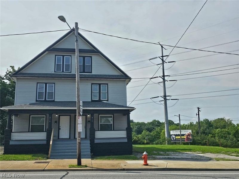 9100 Miles Avenue, Cleveland, OH 44105 Photo 4