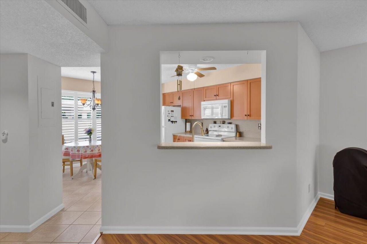 6050 SE Martinique Drive, Unit 102, Stuart, FL 34997 Photo
