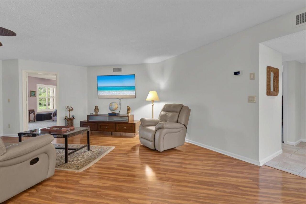 6050 SE Martinique Drive, Unit 102, Stuart, FL 34997 Photo