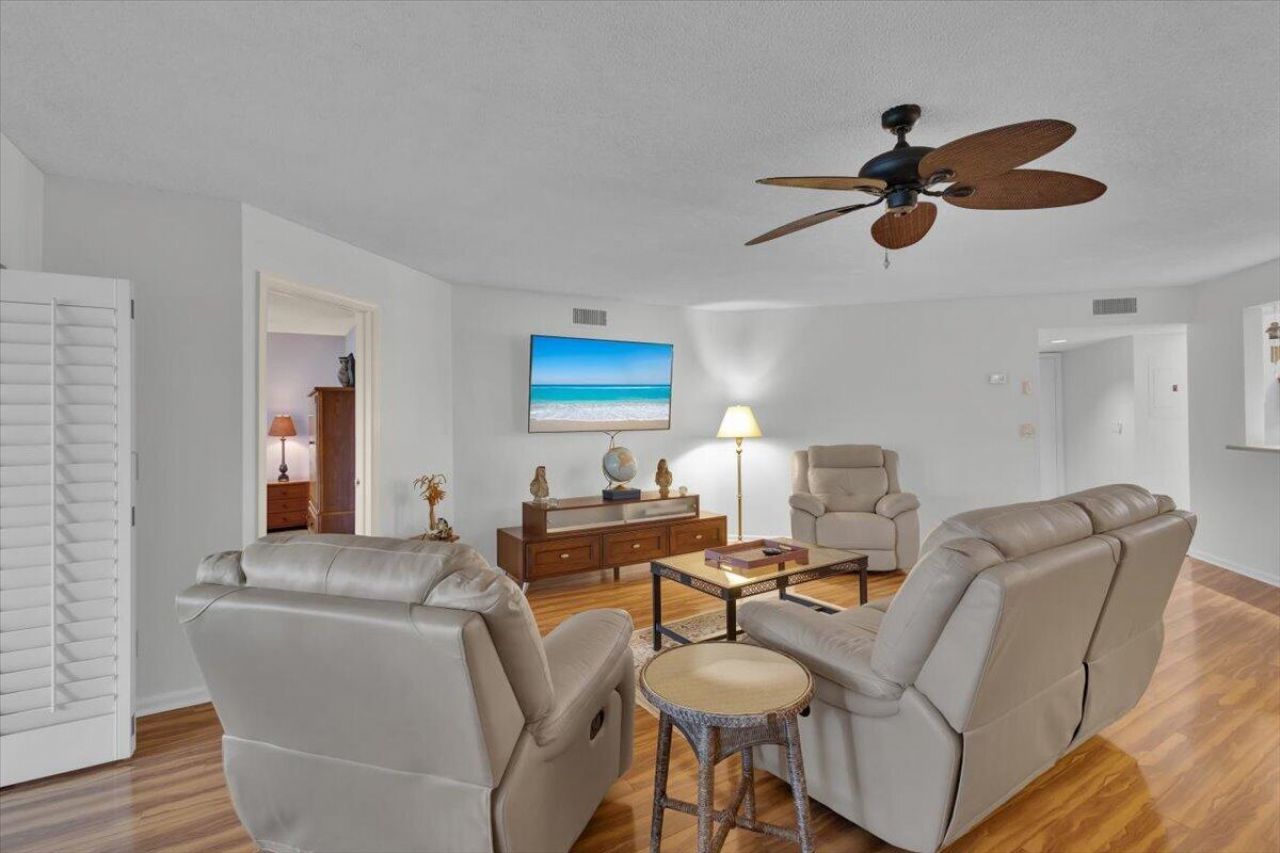 6050 SE Martinique Drive, Unit 102, Stuart, FL 34997 Photo