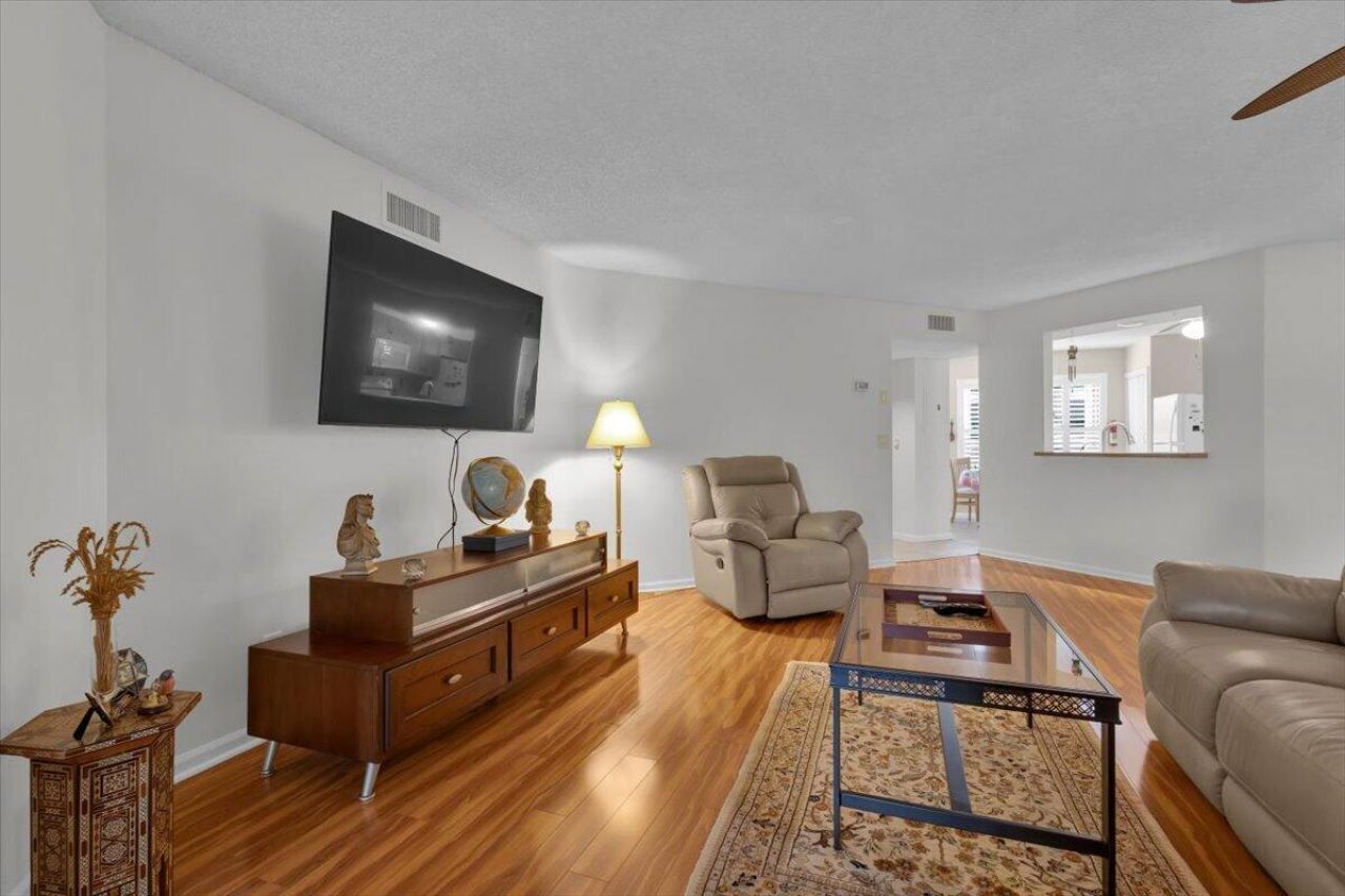 6050 SE Martinique Drive, Unit 102, Stuart, FL 34997 Photo