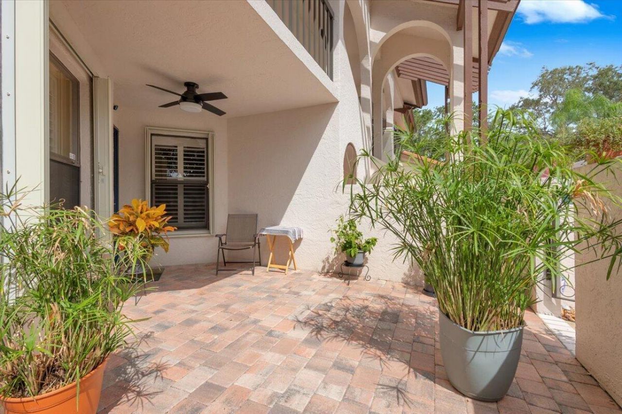 6050 SE Martinique Drive, Unit 102, Stuart, FL 34997 Photo