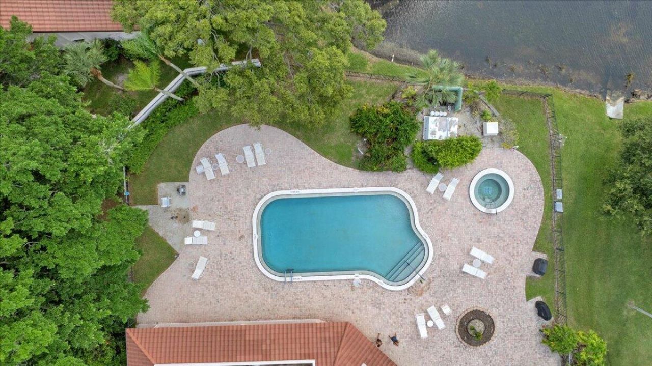 6050 SE Martinique Drive, Unit 102, Stuart, FL 34997 Photo