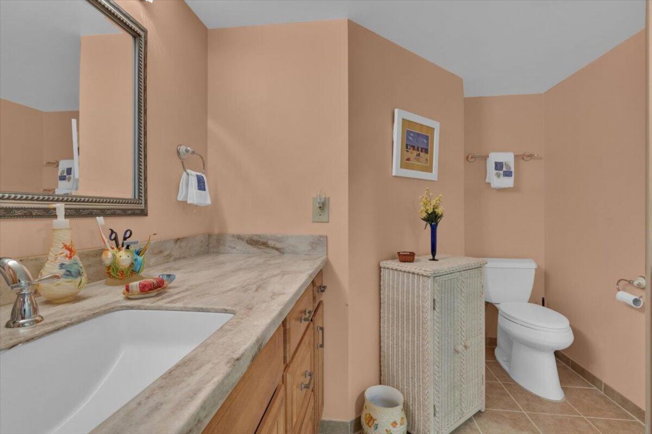 6050 SE Martinique Drive, Unit 102, Stuart, FL 34997 Photo