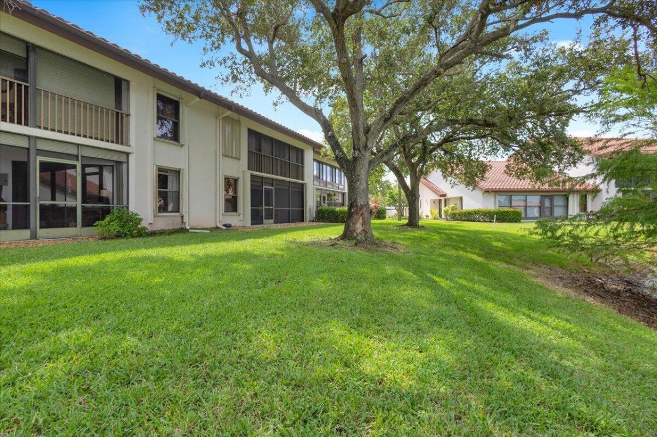 6050 SE Martinique Drive, Unit 102, Stuart, FL 34997 Photo