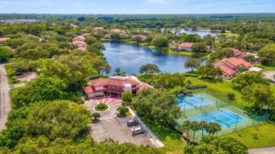 6050 SE Martinique Drive, Unit 102, Stuart, FL 34997 Photo