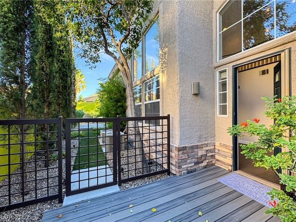 1352 Fox Acres Drive , Las Vegas, NV 89134