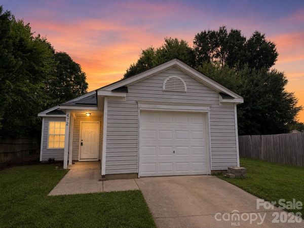 472 FIRST TURN Court, Concord, NC 28025