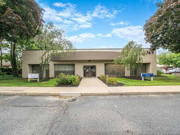 369 E Main Street , East Islip, NY 11730
