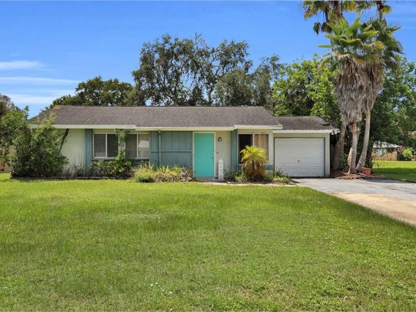 741 23rd Place SW, Vero Beach, FL 32962