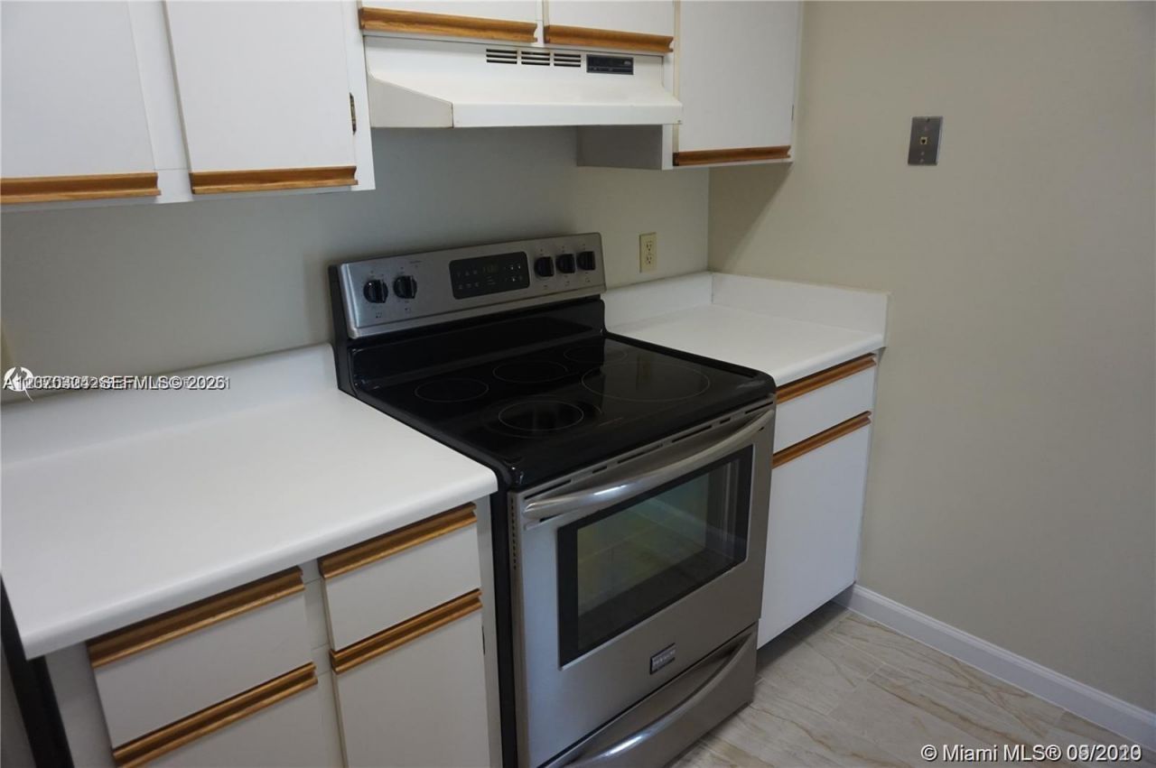 630 S Park Rd, Unit 27-3, Hollywood, FL 33021 Photo