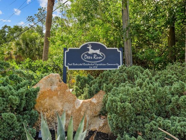 19556 Black Falcon Rd, Loxahatchee, FL 33470