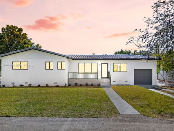 2500 SW 23rd Ter , Miami, FL 33145
