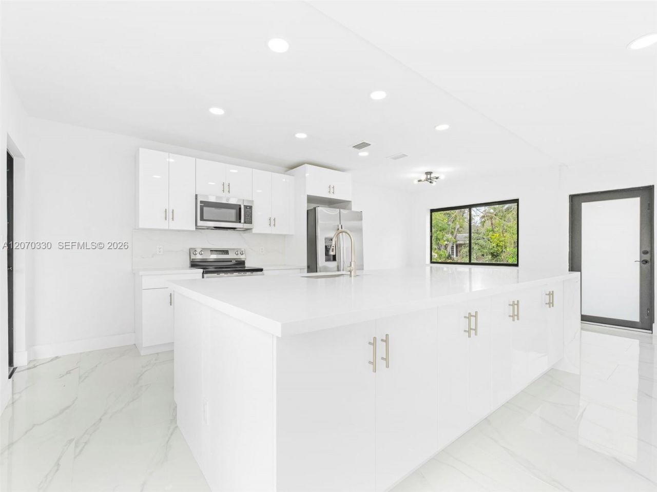 2500 SW 23rd Ter , Miami, FL 33145 Photo