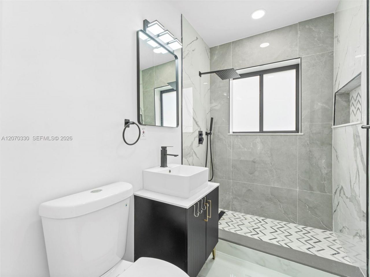 2500 SW 23rd Ter , Miami, FL 33145 Photo