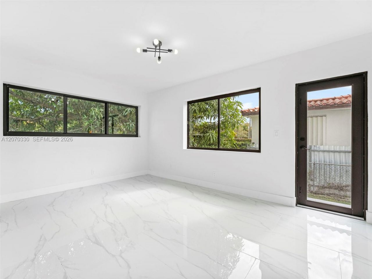 2500 SW 23rd Ter , Miami, FL 33145 Photo