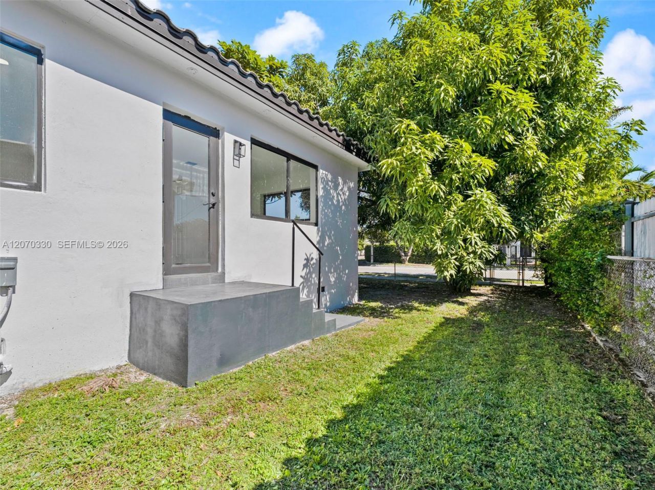 2500 SW 23rd Ter , Miami, FL 33145 Photo